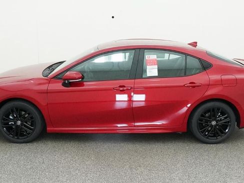 New 2026 Toyota Camry SE FWD image 3
