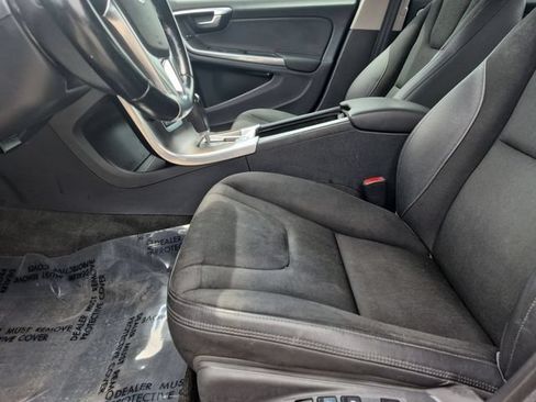 Used 2012 Volvo S60 T5 FWD image 12