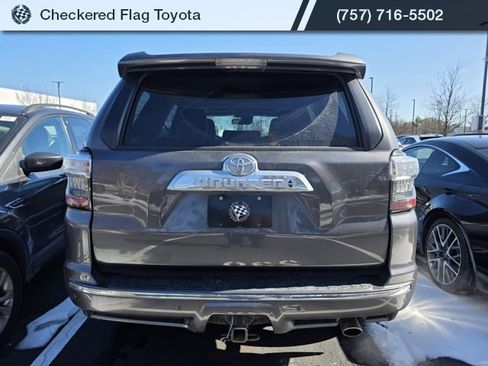 Used 2020 Toyota 4Runner Limited image 5