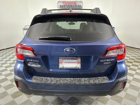 Used 2019 Subaru Outback 3.6R Limited w/ Popular Package #2 image 6