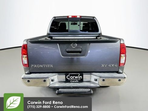Used 2016 Nissan Frontier SV w/ SV Value Truck Package AWD/4WD image 7