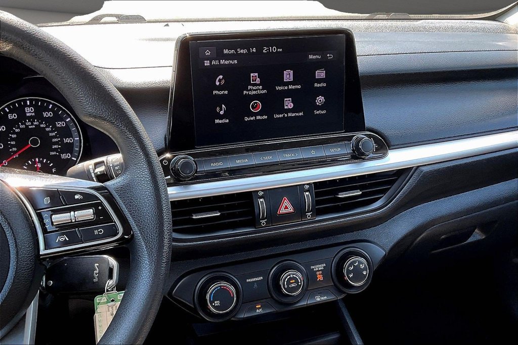 Used 2024 Kia Forte LXS w/ LXS Technology Package FWD image 12