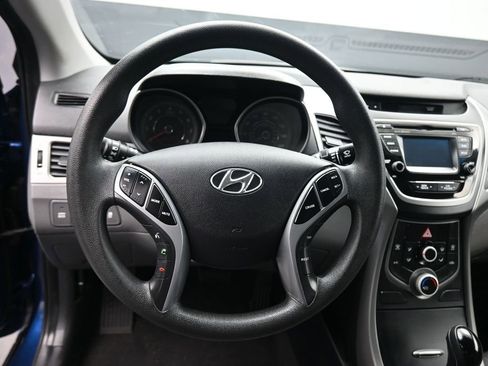 Used 2016 Hyundai Elantra SE w/ Option Group 02 image 13