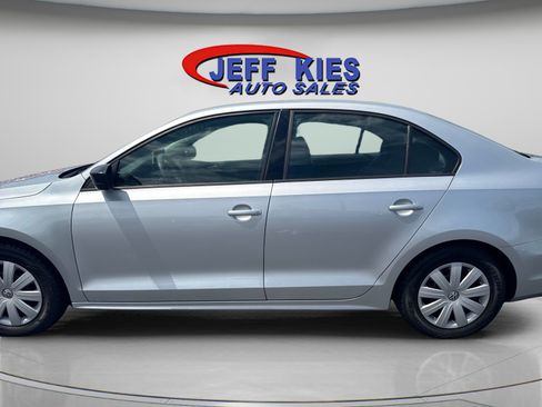 Used 2016 Volkswagen Jetta S FWD image 8