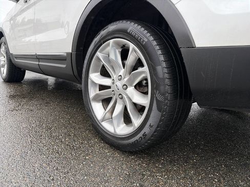 Used 2013 Ford Explorer Limited image 4