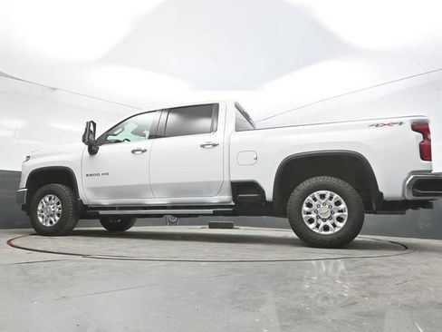 Used 2024 Chevrolet Silverado 2500 LTZ AWD/4WD image 34
