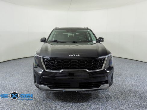 Used 2024 Kia Sorento S AWD/4WD image 2