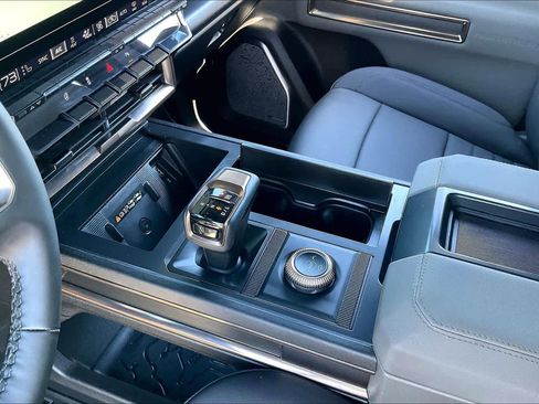 Used 2025 GMC Hummer EV 2X w/ LPO, Dark Essentials Package image 13