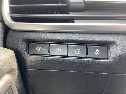 Used 2025 Kia Telluride S FWD image 27