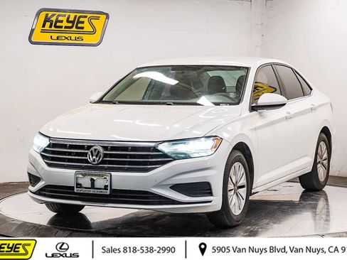 Used 2019 Volkswagen Jetta S w/ Driver Assistance Package image 1