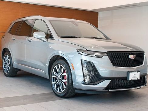 Used 2024 Cadillac XT6 Sport AWD/4WD image 5