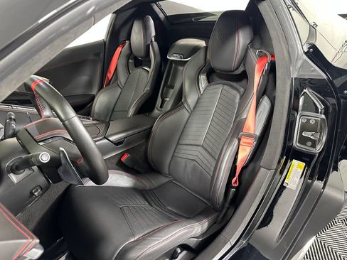Used 2022 Chevrolet Corvette Stingray Premium Conv w/ Z51 Performance Package RWD image 12