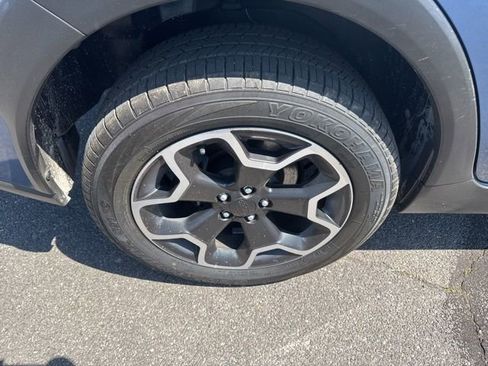 Used 2014 Subaru Crosstrek 2.0i Premium image 9