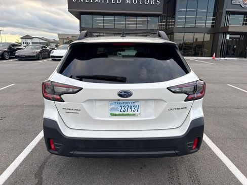 Used 2022 Subaru Outback Premium AWD/4WD image 6
