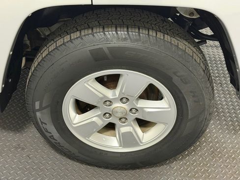 Used 2012 Jeep Liberty Sport image 20