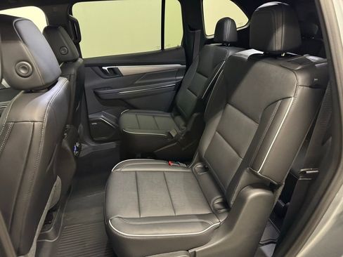 New 2026 Buick Enclave Preferred w/ LPO, All-Weather Package image 31