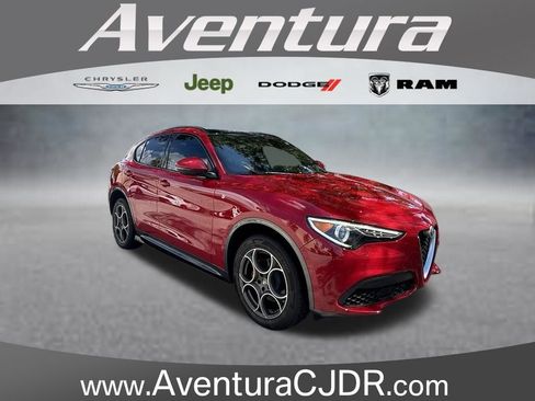 Used 2022 Alfa Romeo Stelvio Ti AWD/4WD image 1