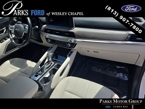 Used 2022 Kia Telluride EX w/ EX Premium Package AWD/4WD image 10