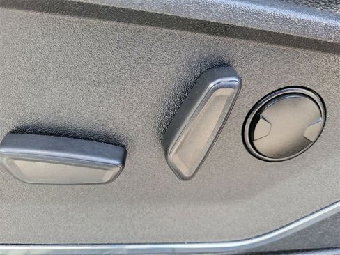 Used 2023 Ford F150 Lariat image 17