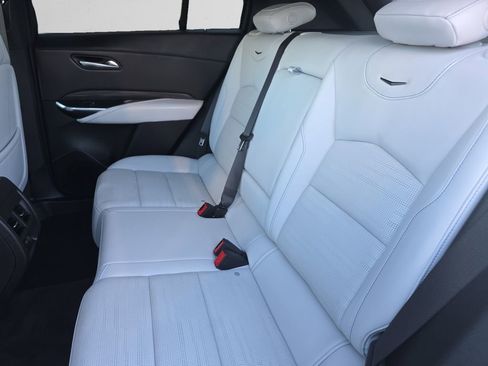 Used 2024 Cadillac XT4 Sport image 15