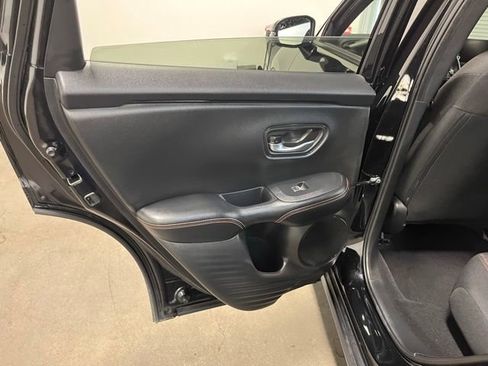 Used 2025 Honda HR-V Sport image 19
