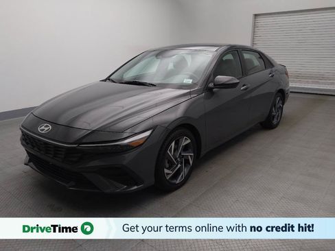 Used 2025 Hyundai Elantra Sport FWD image 1