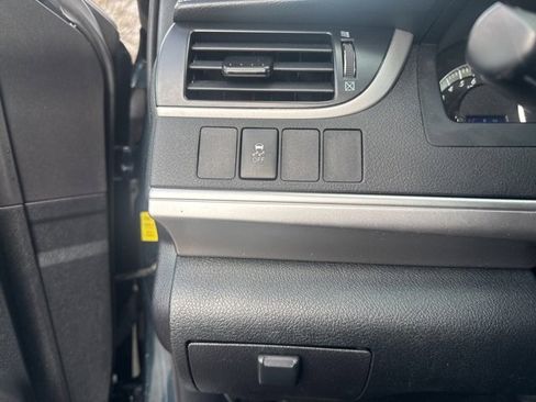 Used 2014 Toyota Camry SE image 24