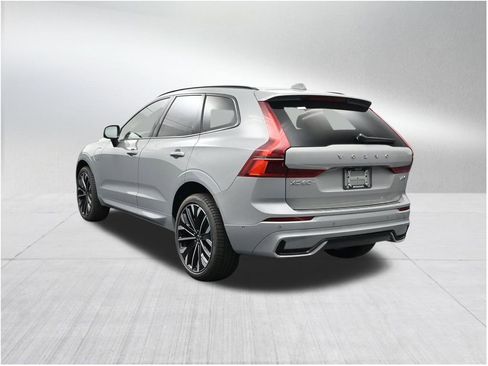 New 2026 Volvo XC60 T8 Ultra w/ Protection Package Premier AWD/4WD image 3