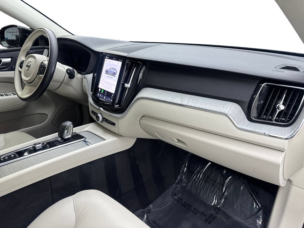 Used 2024 Volvo XC60 B5 Plus w/ Protection Package Premier AWD/4WD image 53