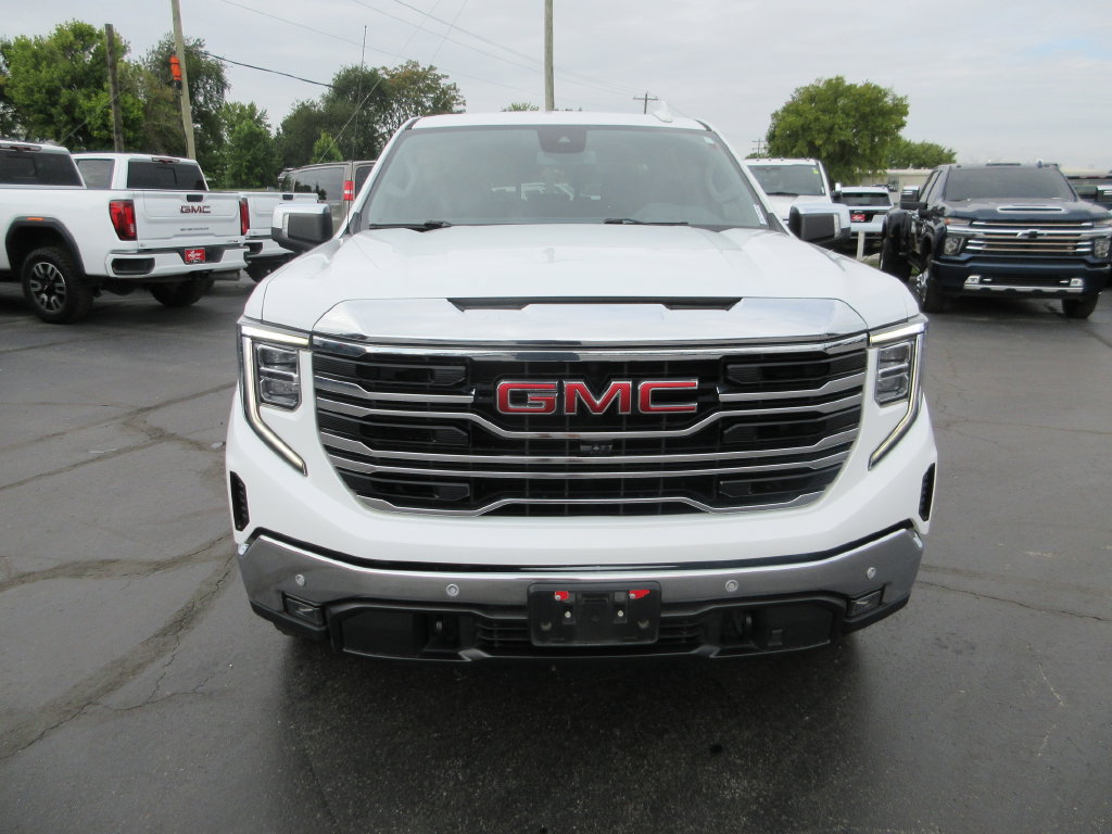 Certified 2024 GMC Sierra 1500 SLT w/ SLT Premium Plus Package AWD/4WD image 13