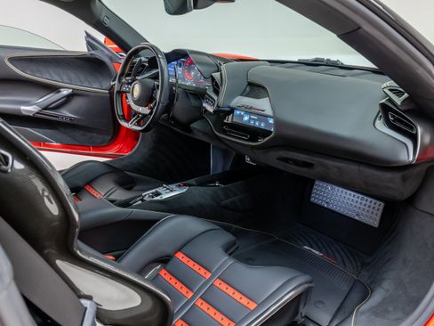 Used 2021 Ferrari SF90 Stradale image 32