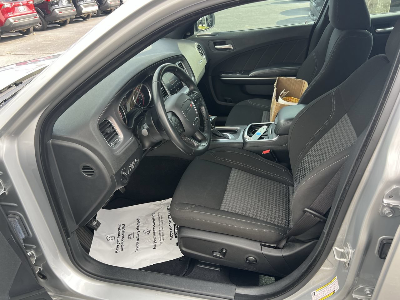 Used 2023 Dodge Charger SXT RWD image 16