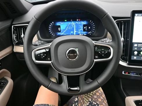 New 2026 Volvo XC90 B6 Plus AWD/4WD image 25