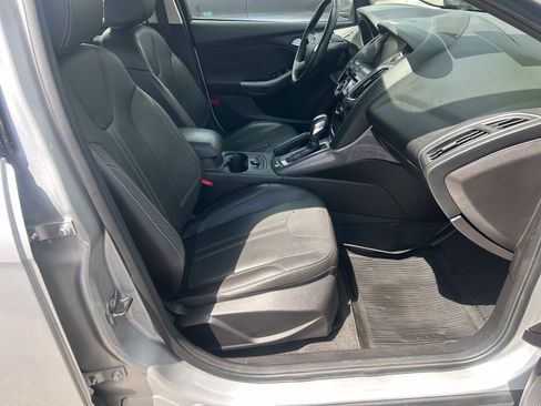 Used 2014 Ford Focus Titanium FWD image 18