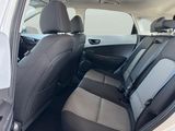 Used 2018 Hyundai Kona SE image 5
