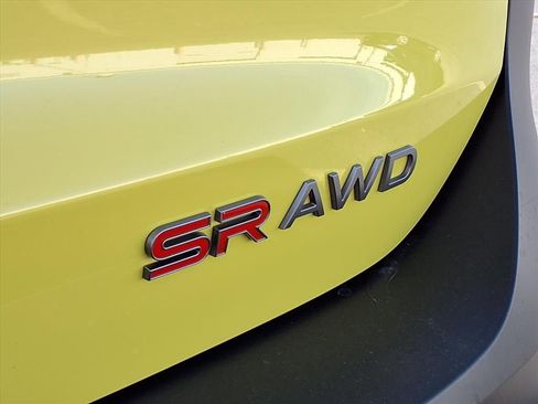 Certified 2025 Nissan Kicks SR image 21