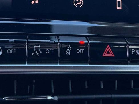 New 2026 Jeep Compass Limited image 36