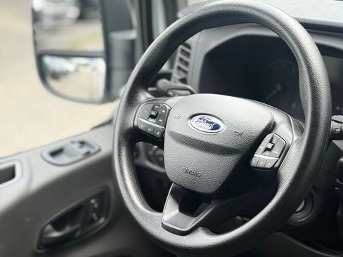Used 2025 Ford Transit 250 Low Roof w/ Exterior Upgrade Package RWD image 13