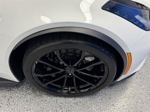 Used 2017 Chevrolet Corvette Grand Sport RWD image 31