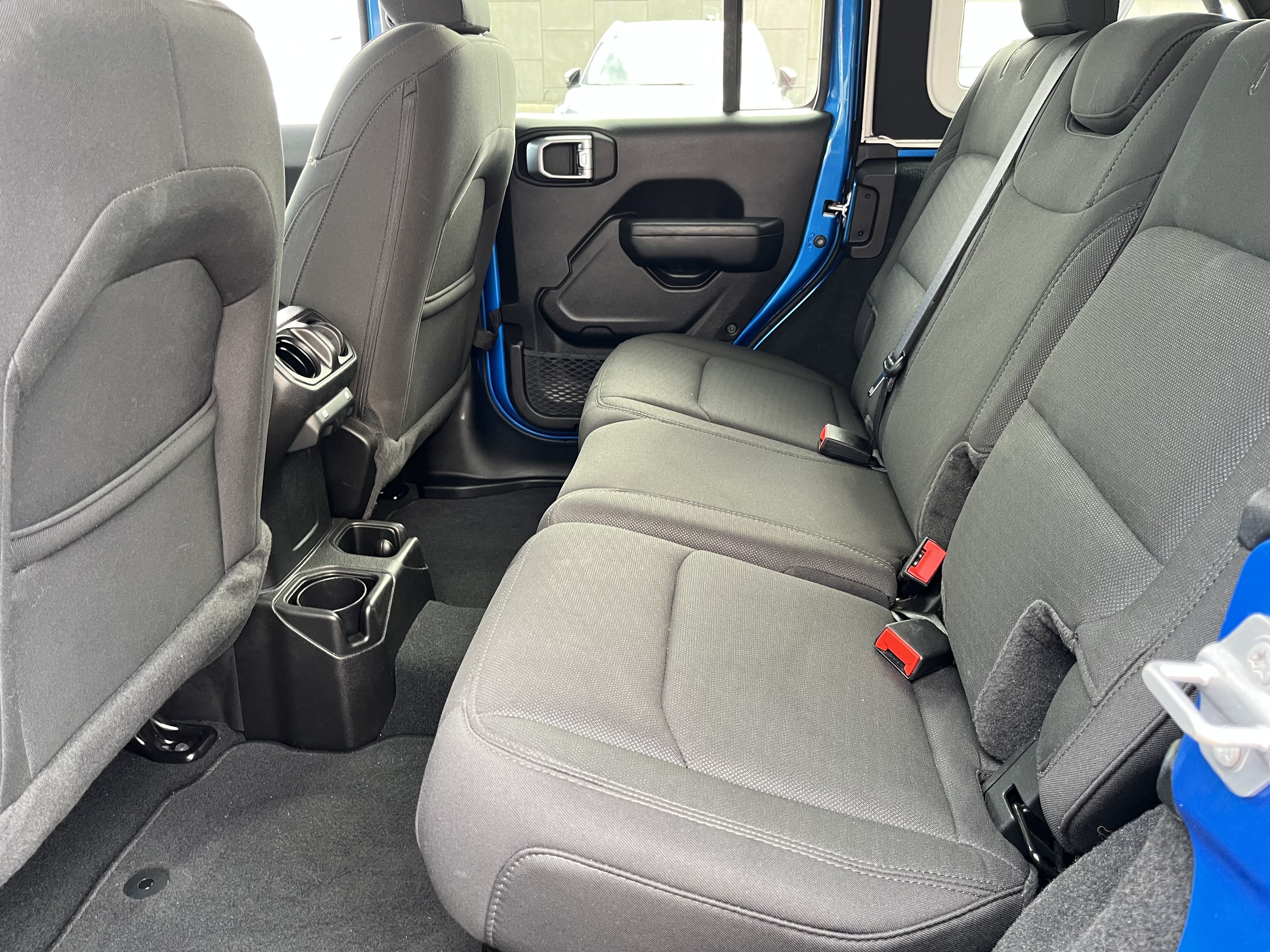 Used 2022 Jeep Wrangler Unlimited Sport AWD/4WD image 13