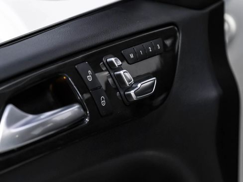 Used 2018 Mercedes-Benz GLS 550 GLS 550 4MATIC Sport Utility 4 w/ Driver Assistance Package image 38