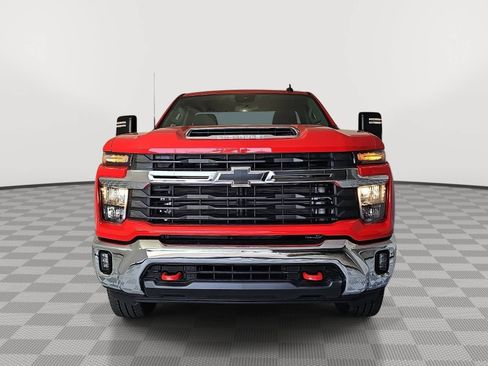 Used 2025 Chevrolet Silverado 2500 LT w/ Convenience Package RWD image 3