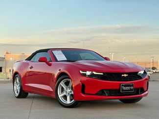 Used 2020 Chevrolet Camaro LT video 2