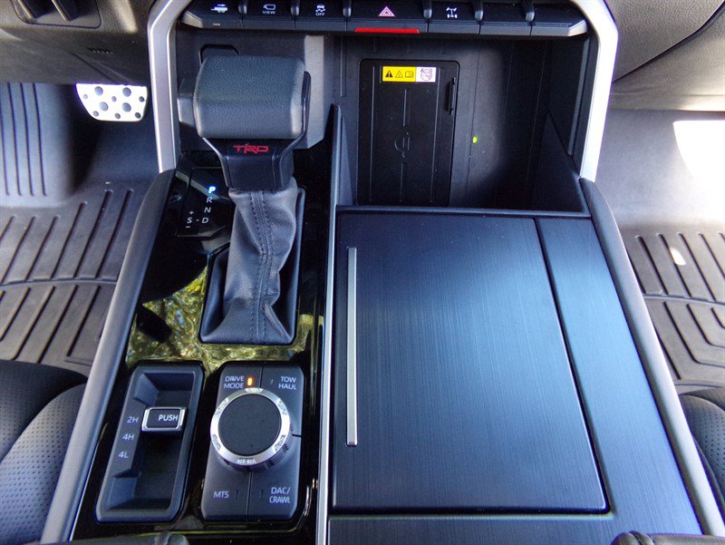 Used 2024 Toyota Sequoia Platinum w/ TRD Off-Road Package AWD/4WD image 39