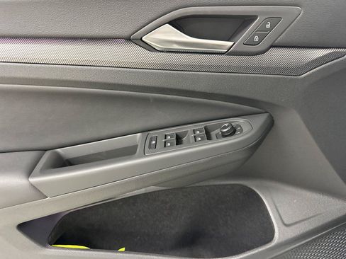 New 2026 Volkswagen GTI SE FWD image 10