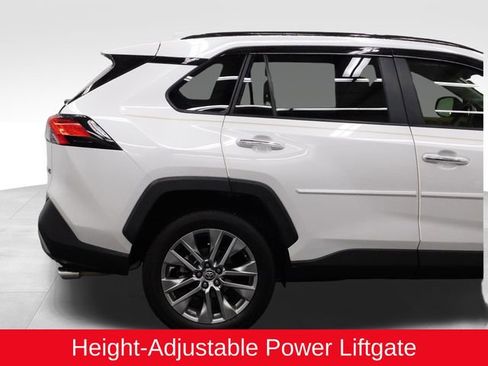 Used 2023 Toyota RAV4 Limited image 13