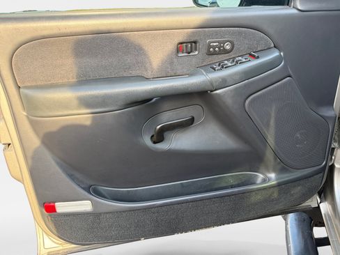 Used 2002 Chevrolet Silverado 2500 LT AWD/4WD image 19