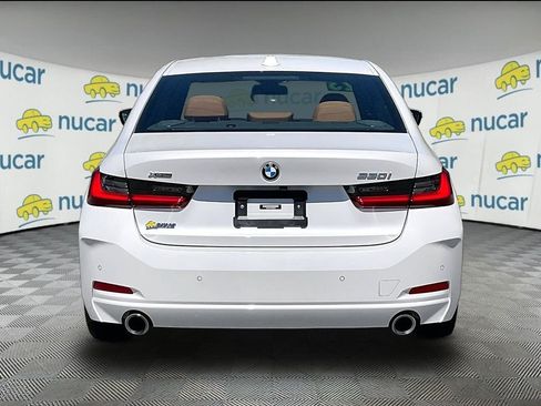 Used 2023 BMW 330i xDrive Sedan w/ Premium Package AWD/4WD image 5