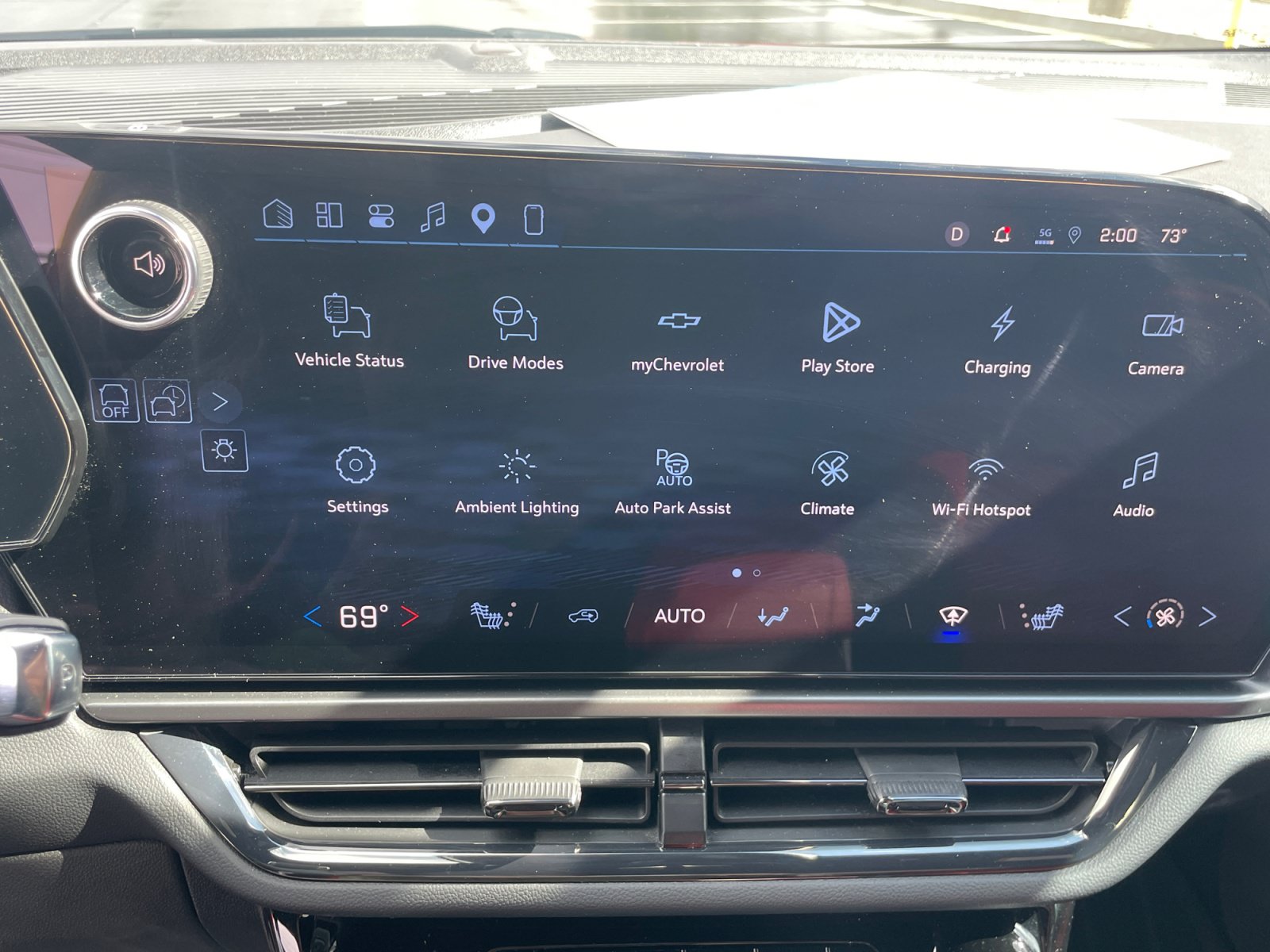 Used 2024 Chevrolet Equinox EV RS w/ Active Safety Package 3 FWD image 14