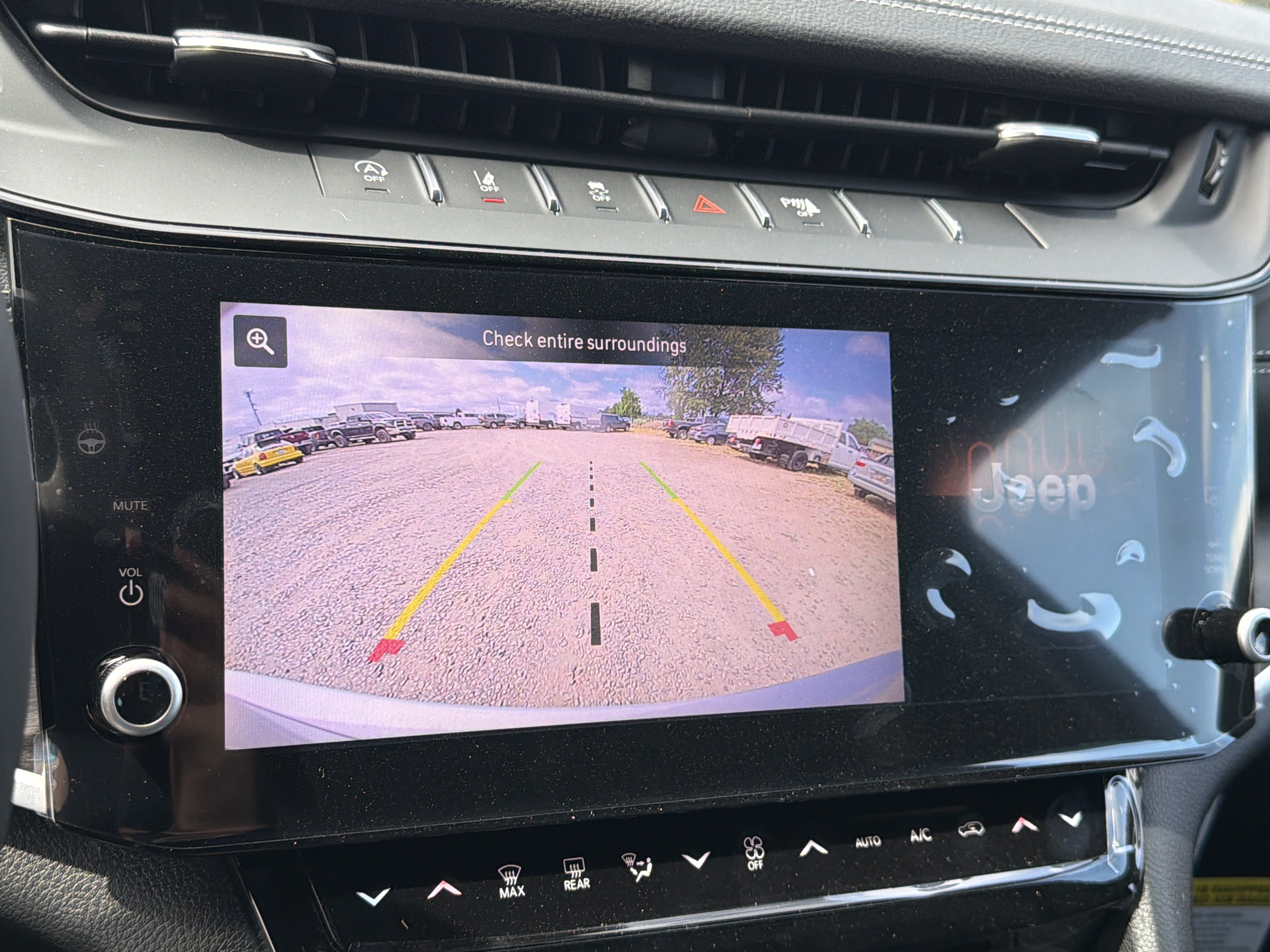 New 2026 Jeep Grand Cherokee Altitude AWD/4WD image 22